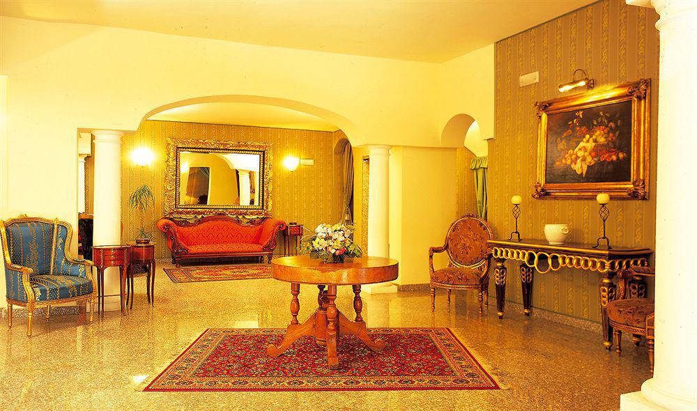 Colonna Palace Hotel Mediterraneo Olbia Intérieur photo